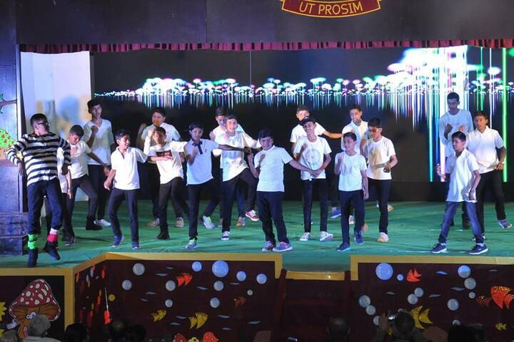 St Peters School-Dance