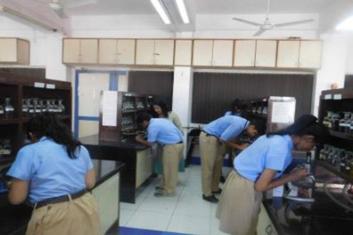 Smt Lilavatibai Podar High School-Physics Lab