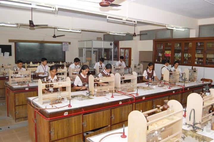 Smt. Sulochanadevi Singhania School-Chemistry Lab