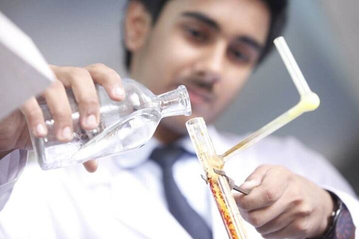 Cambridge School-Laboratory