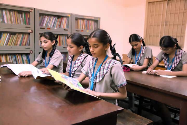 Goregaon Education Societys English Medium School-Library