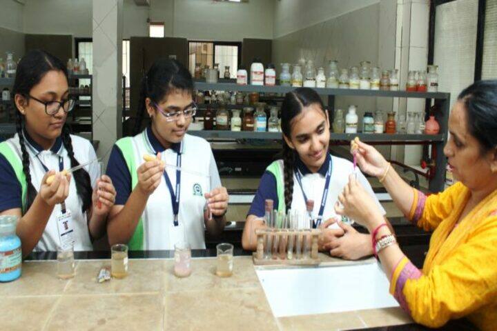 St Johns Universal School-Chemistry Lab