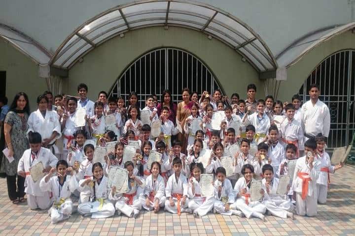 N L Dalmia High School-Prizes