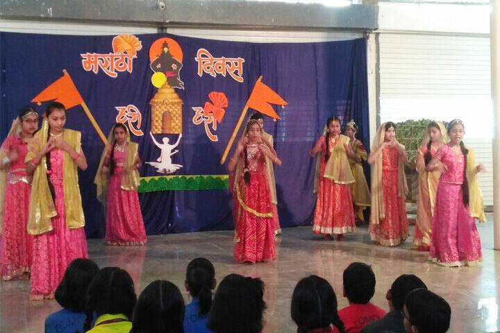 Tomoae Primary English Medium School-Dance