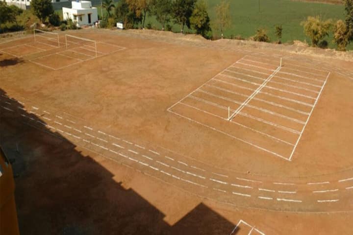 Tomoae Primary English Medium School-Ground