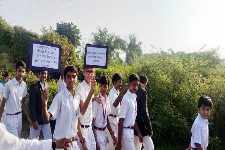 Tomoae Primary English Medium School-Rally