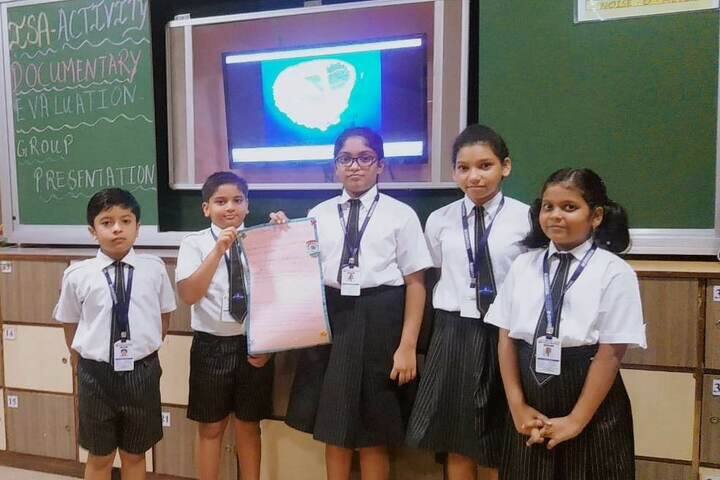Universal High School-Seminar