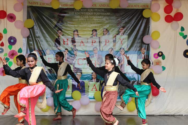 St Thomas English Medium School-Dance