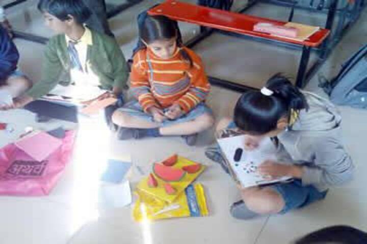 Vidya International School-Art and Craft