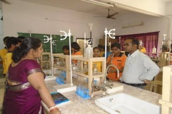 Delhi Public School-Chemistry Lab
