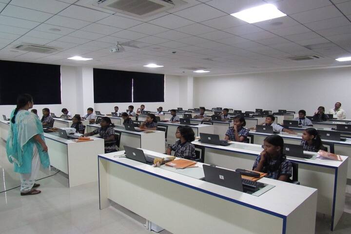 Pawar Public School-Computer Lab