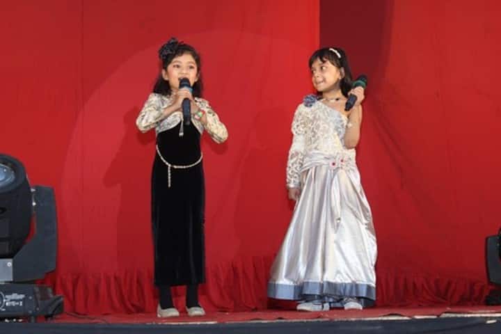 Oxford International School-Singing