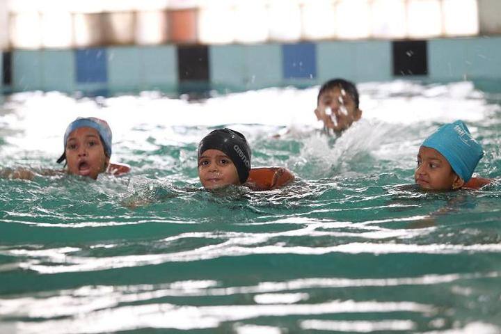 Oxford International School-Swimming Pool