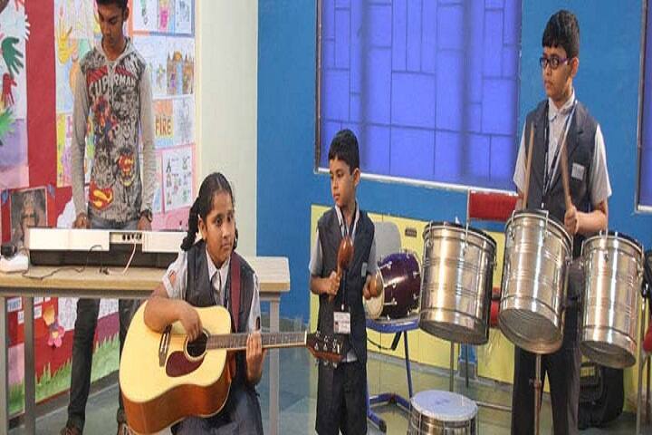 Rassaz International School-Music class