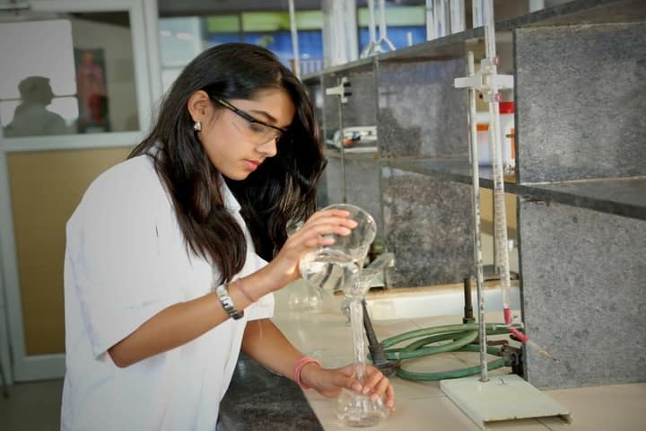 C P Goenka International School-Chemistry Lab