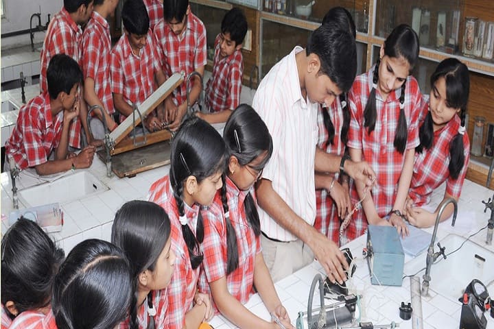 Swami Hariharanand Public School-Labs