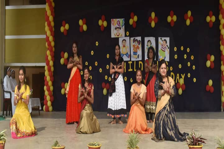 St VincentS Convent School-Dance