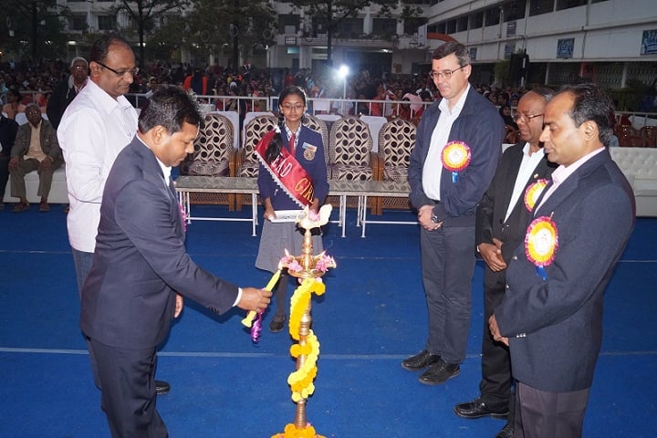 Cambridge School- Lighting the lamp