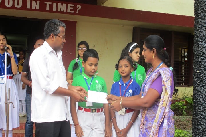 Sacred Heart School-Prizes