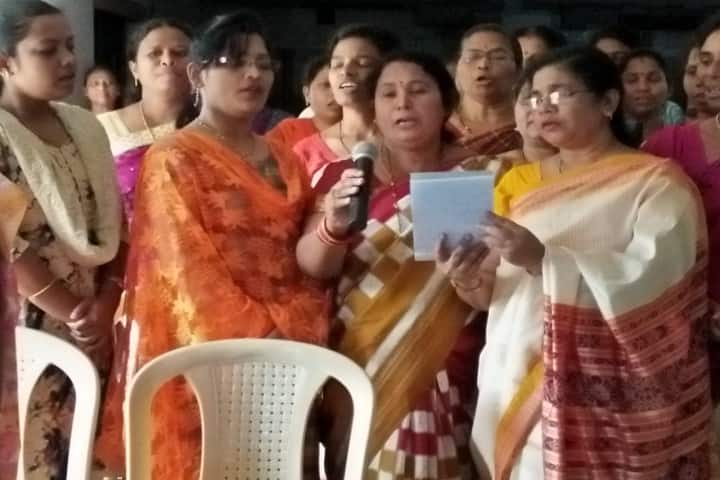 Sacred Heart School-Singing