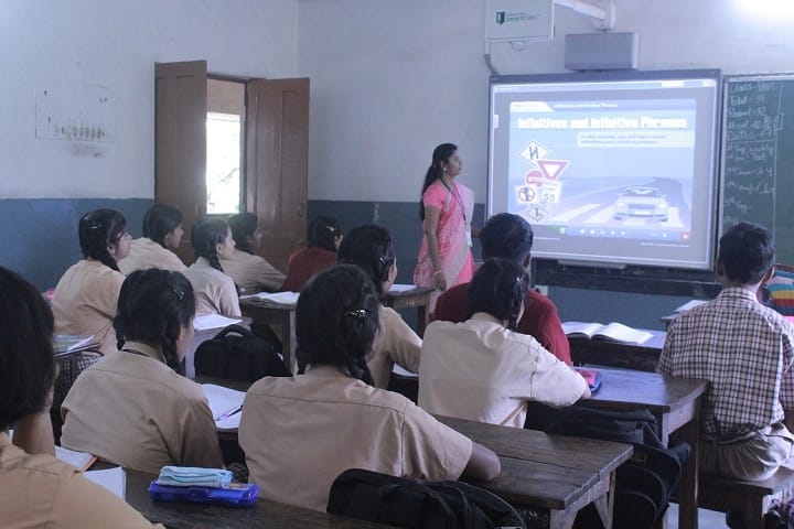 Mar Gregorios Memorial English School-Smart classroom