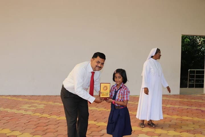 Little Flower School-Annual Prize Distribution