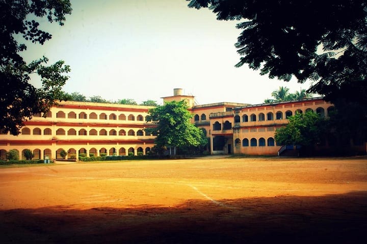 Chinmaya Vidyalaya E M- School Building