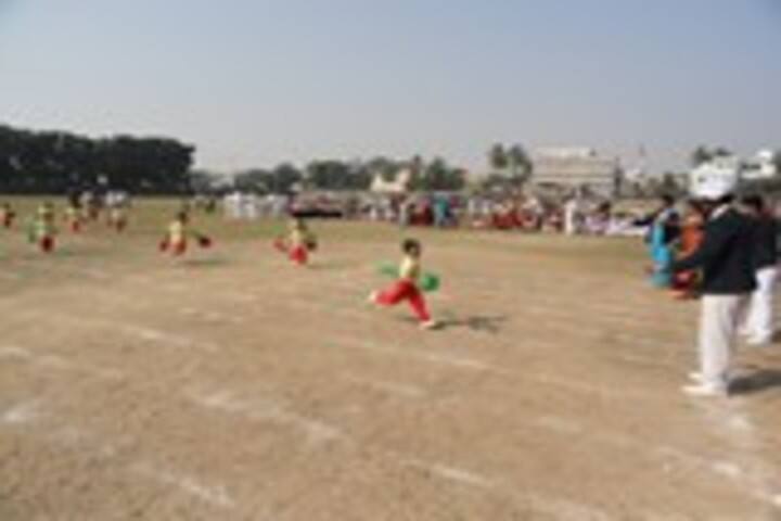 Queen Marys School-Running