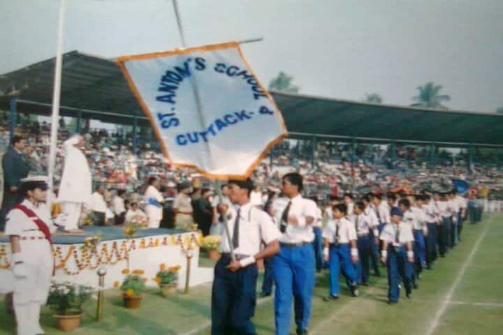 St Antonys School-March past