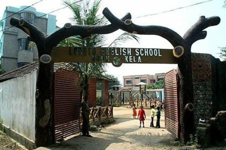 Loreto English School - School Entrance