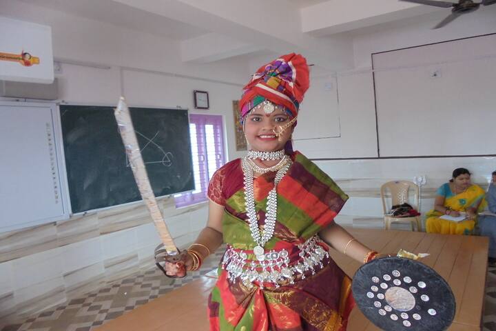 Carmel School-Fancy dress