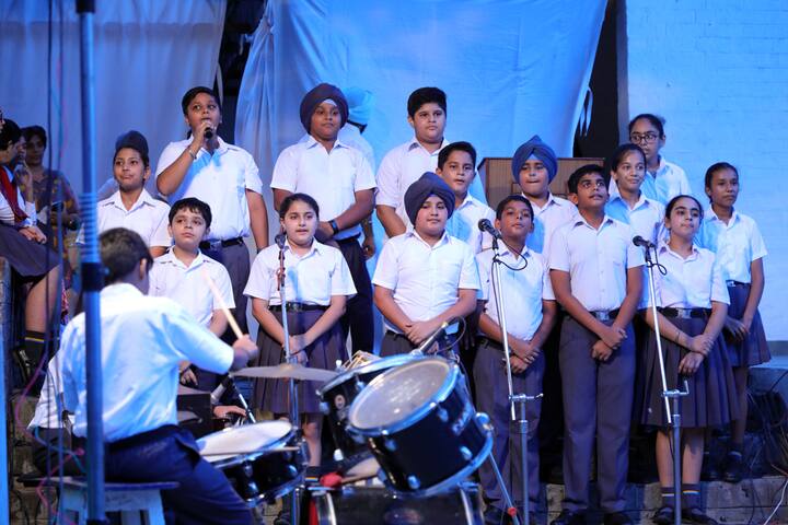 Yadavindra Public School-Singing