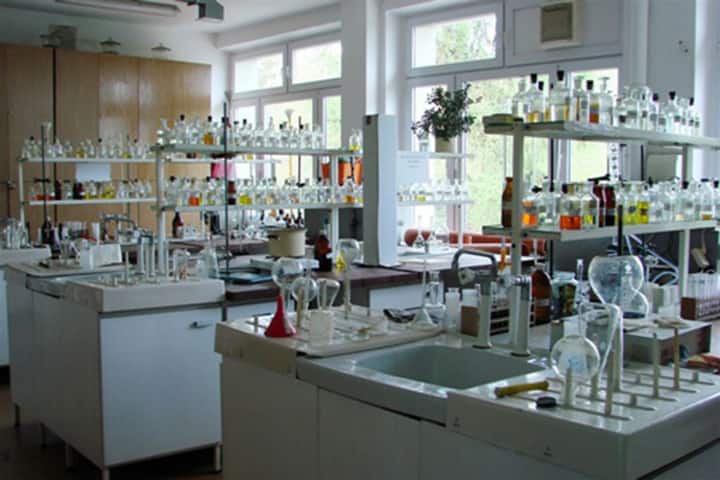 St Marys Convent School - Chemistry Lab