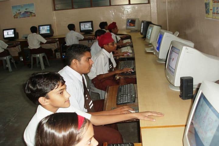 Mount Carmel School-Computer Lab