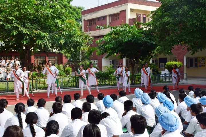 Yadavindra Public School-Dance
