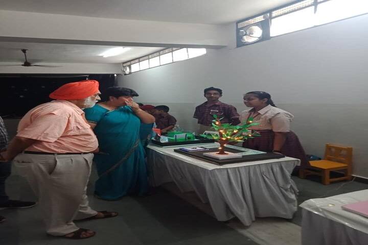 Col VR Mohan Dav Public School - School Exhibition