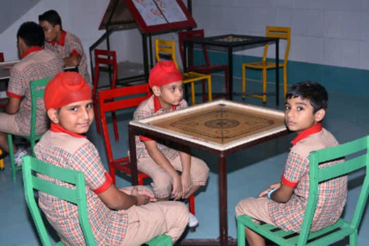 Sachkhand Convent School-Caroms