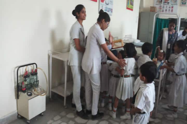 Sachkhand Convent School-Medical Facility