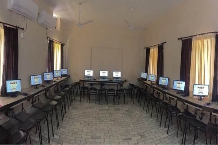 Jogindra Convent School-Computer Lab