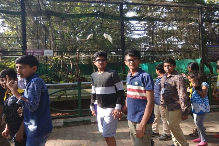 International Community School Junior College-Educational Tour