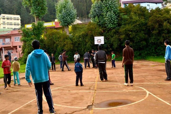 The Blue Mountains School-Basket Ball Court