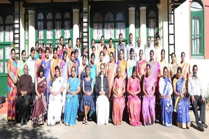 St Hildas School-Faculty