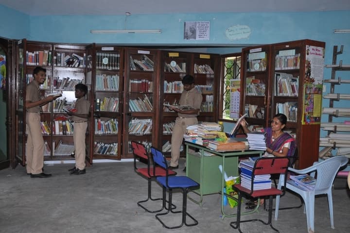 Idhayam Rajendran Residential School-Library
