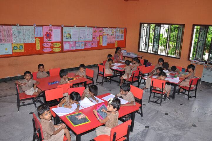 Idhayam Rajendran Residential School-Primary Class Room