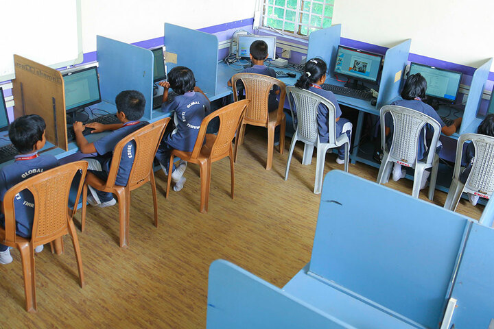 Excel Central School-Junior Computer Lab