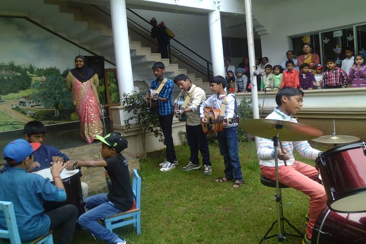 Crescent Castle Public School-Music