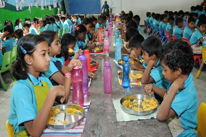 Dr Dasarathan International School-Cafeteria