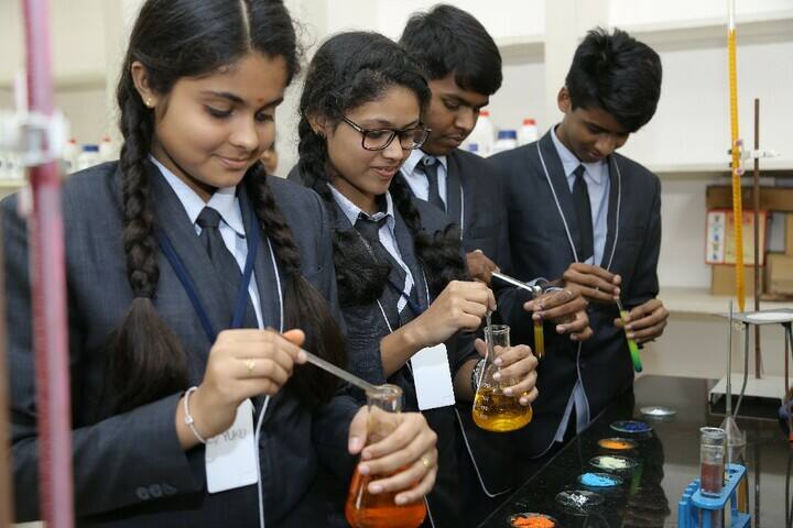 Carmel International School-Chemistry Lab