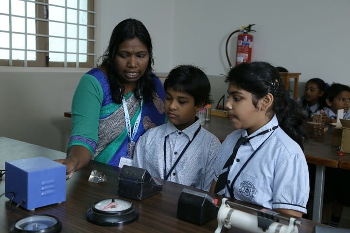 Carmel International School-Physics Lab