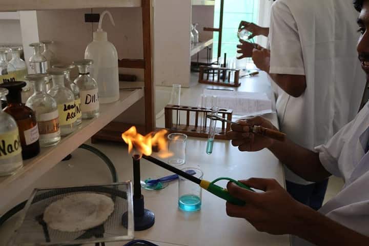 Dr C L Metha Sishya O M R School-Chemistry Lab
